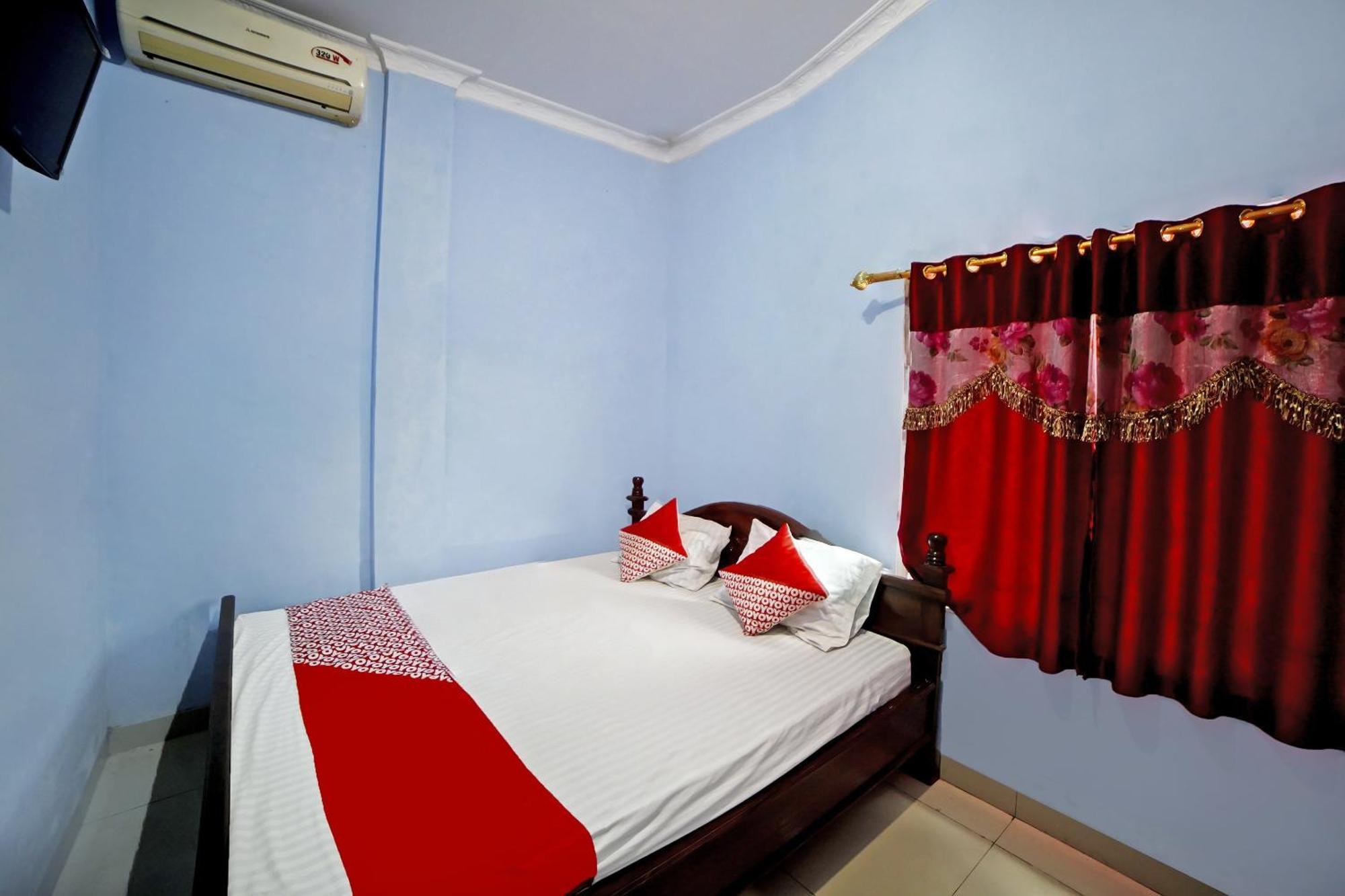 Oyo 90922 Gurusinga Guesthouse Medan Eksteriør bilde